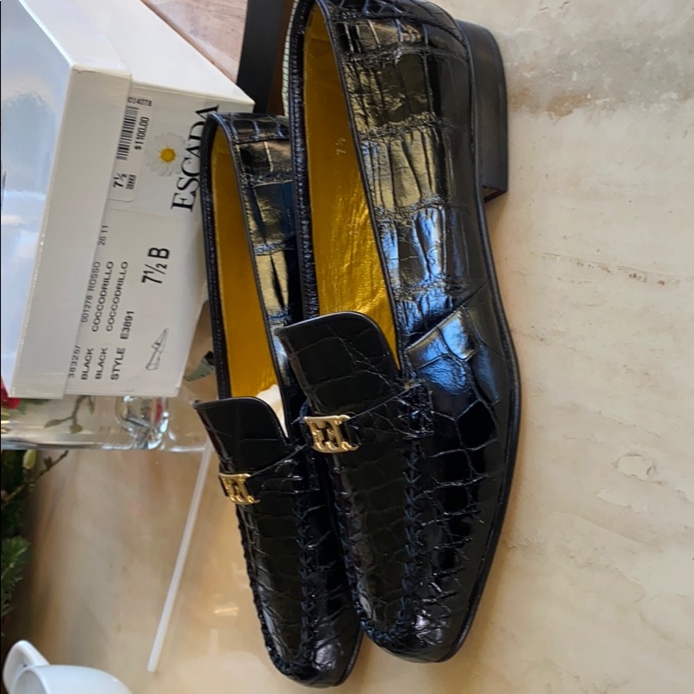 ESCADA black “cocodrillo” embossd leather loafers - Picture 5 of 13